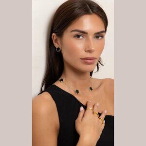 Clover Earring: Black clover / 15mm -Sahira Jewelry Design -